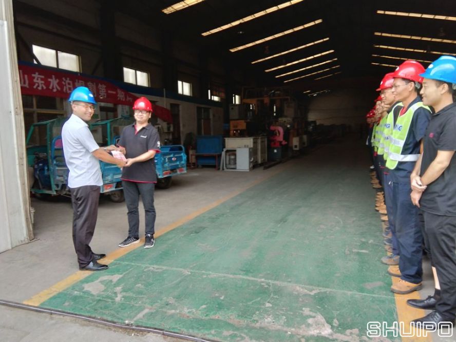 后服務部孫長磊，在ABB機器人培訓考試中榮獲第一名